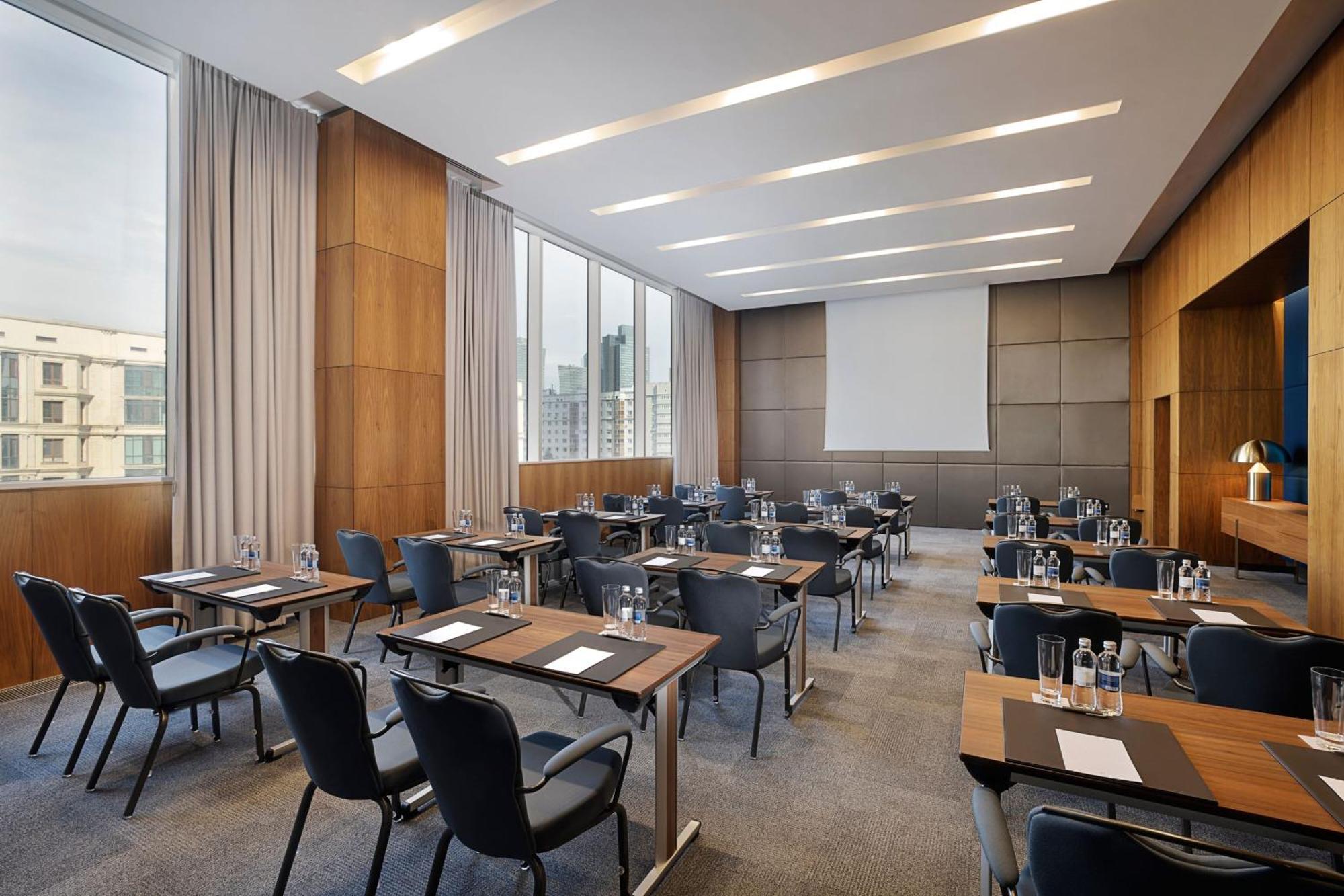 Sheraton Astana Hotel Exteriér fotografie Meeting room
