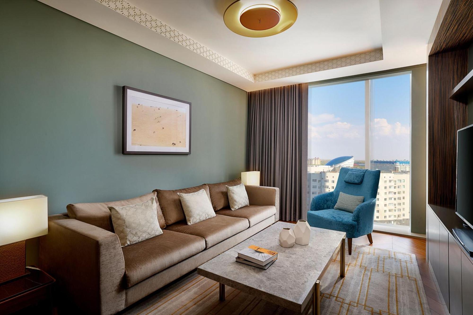 Sheraton Astana Hotel Exteriér fotografie Living room
