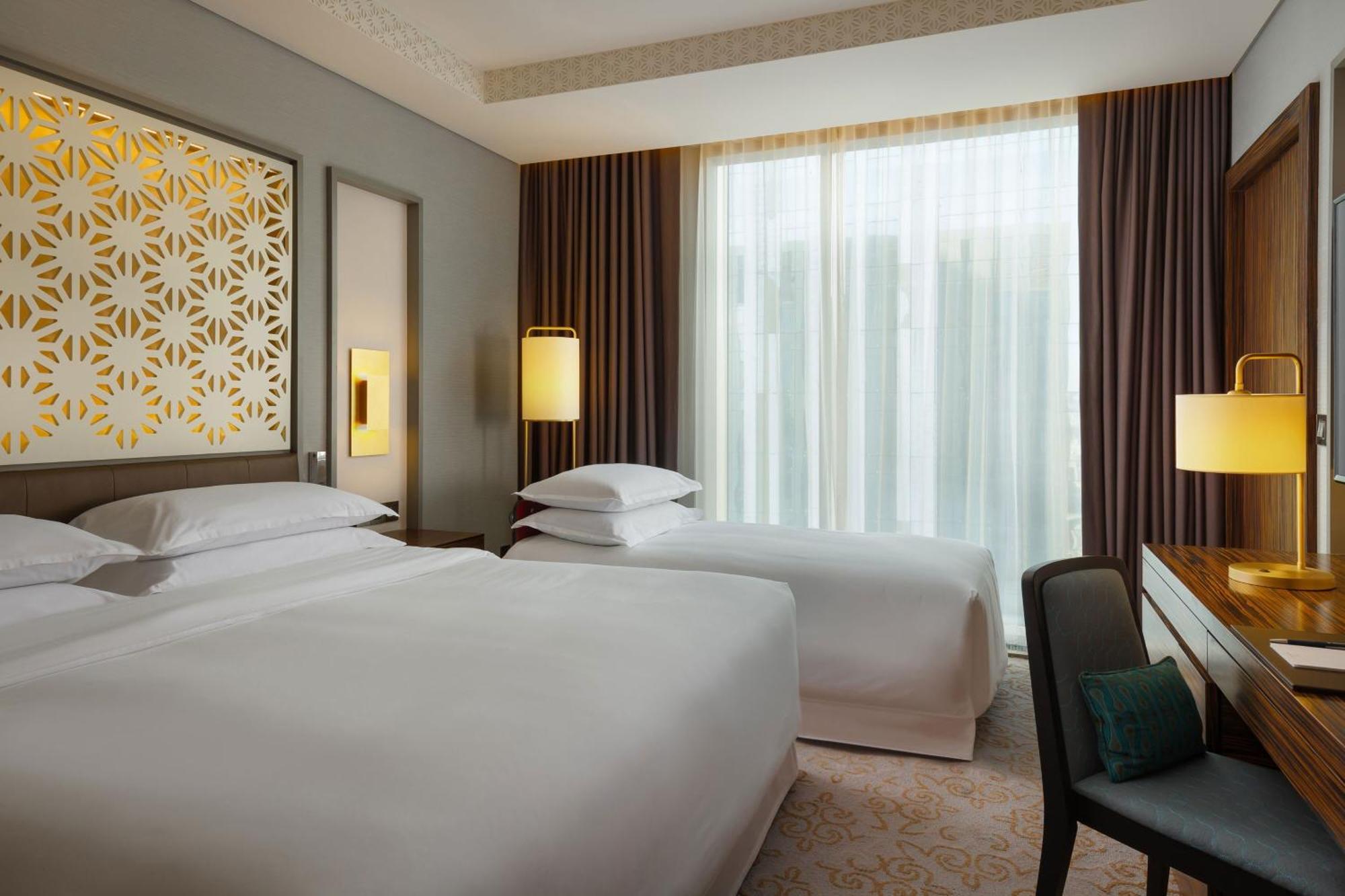 Sheraton Astana Hotel Exteriér fotografie Deluxe room